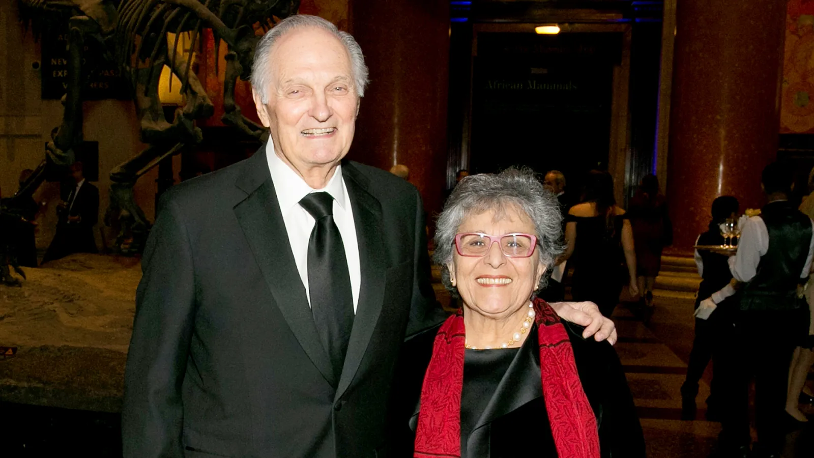 Alan Alda Net Worth – Biography, Career, Spouse And More